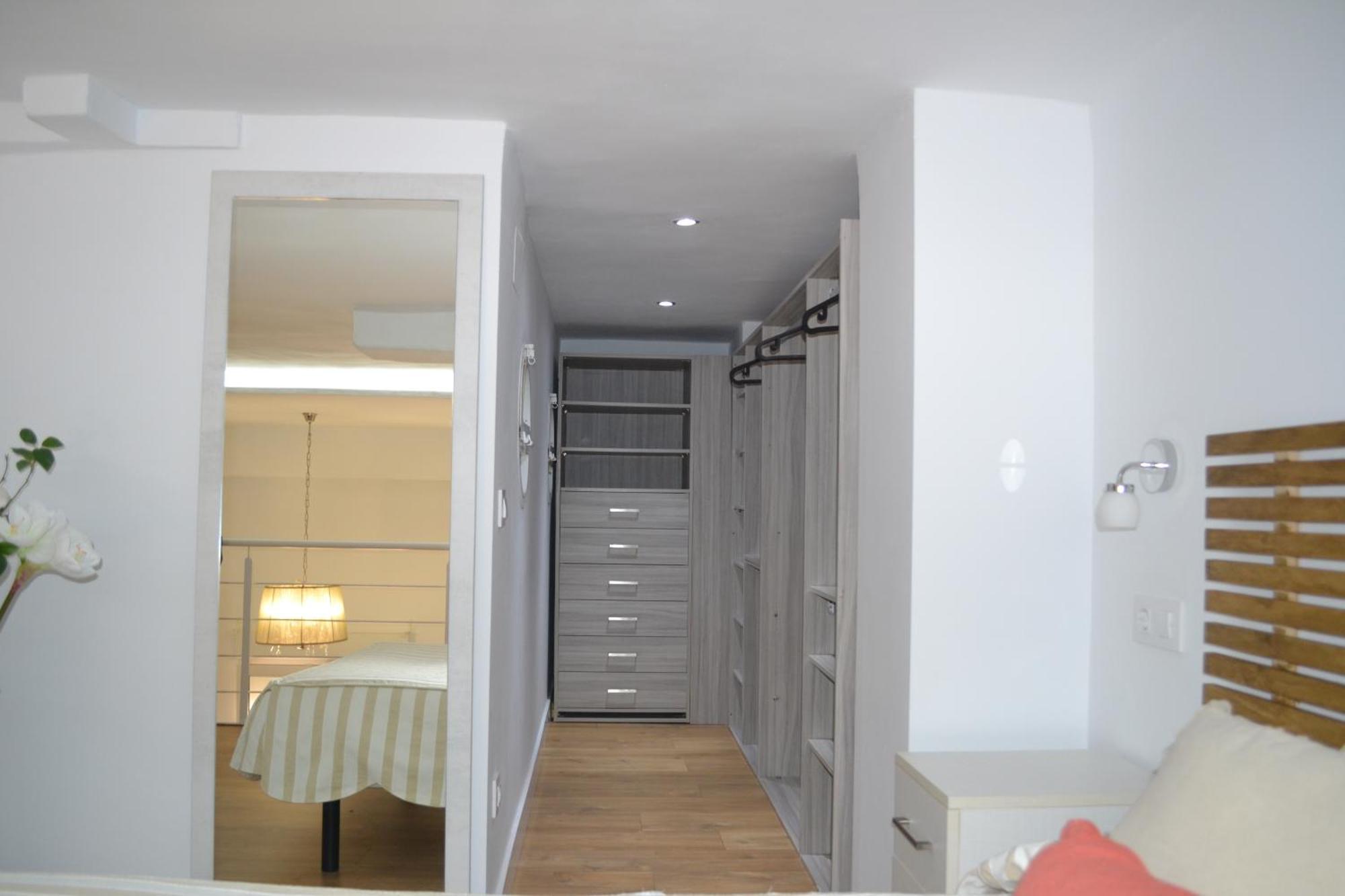 Apartamento En Playa Victoria Кадис Екстериор снимка